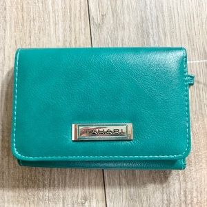 Tahari Green Mirror Flap Indexer TriFold Wallet